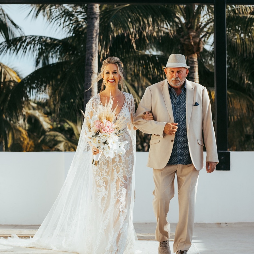 Gorgeous White Wedding Cape
